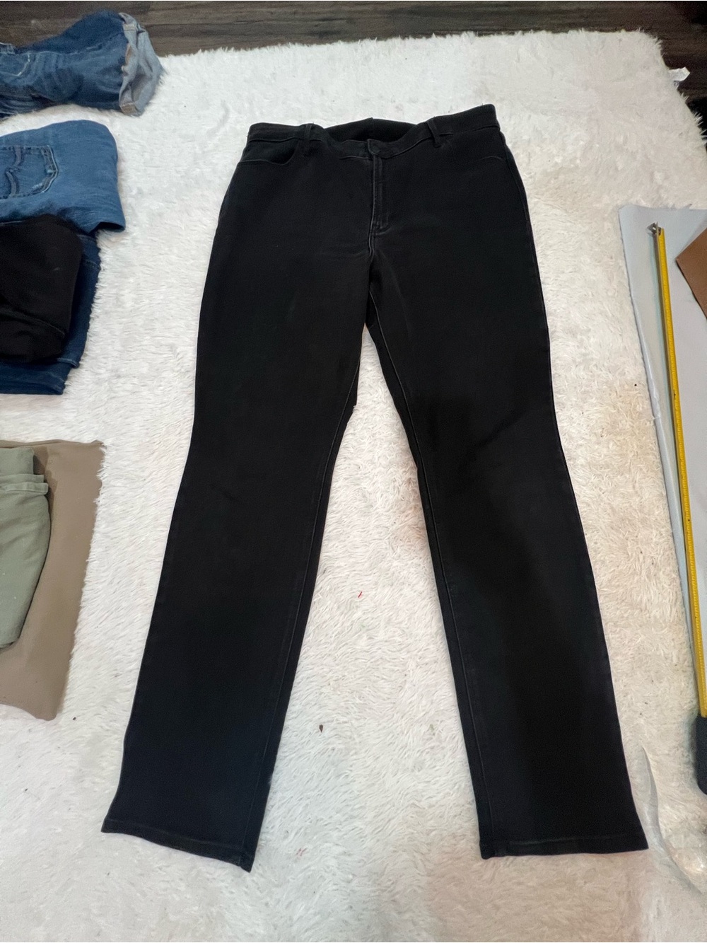 Old Navy Black Straight-Leg Women's Jeans